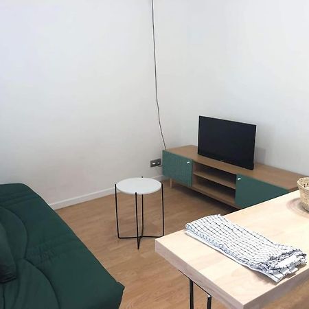 Studio Confortable Pres De Paris Apartment Villejuif Exterior photo